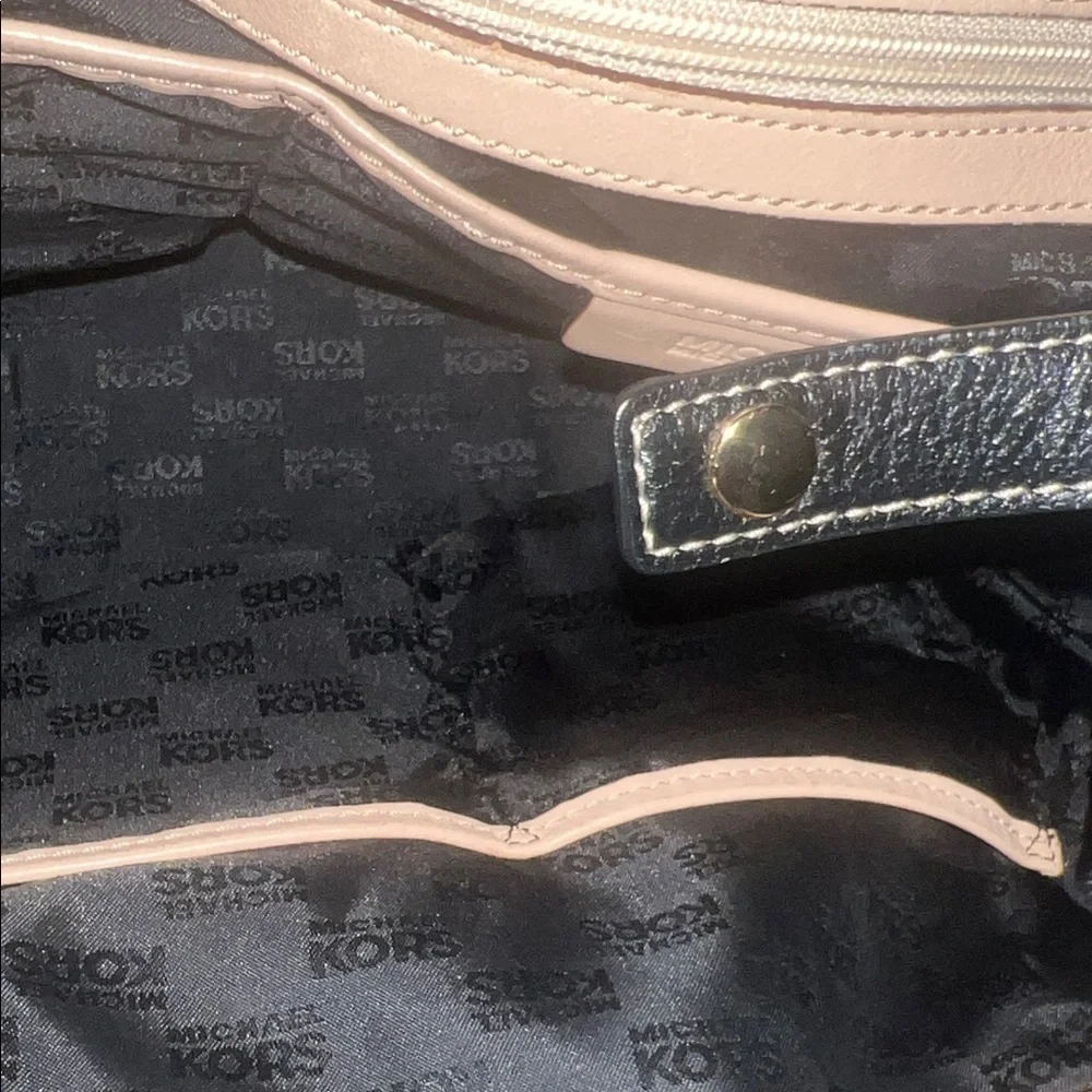 Michael Kors Black and Tan Shoulder Bag